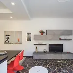 Casa Celine Moderna, Relax, Comoda Alle Spiagge E Negozi