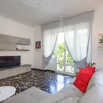 Casa Celine Moderna, Relax, Comoda Alle Spiagge E Negozi Chiavari