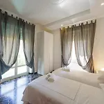 Casa Celine Moderna, Relax, Comoda Alle Spiagge E Negozi Appartement