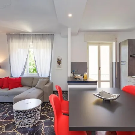 公寓 Casa Celine Moderna, Relax, Comoda Alle Spiagge E Negozi 基亚瓦里