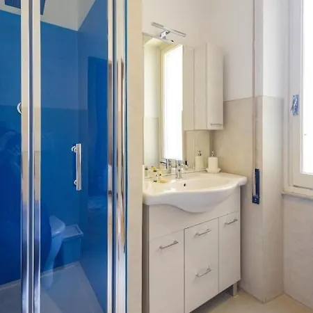 Casa Celine Moderna, Relax, Comoda Alle Spiagge E Negozi Apartment *
