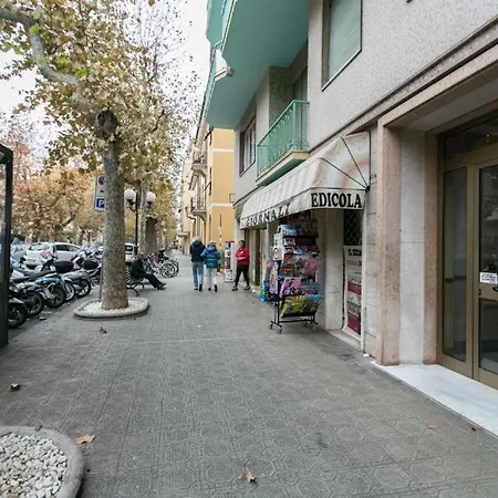 Casa Celine Moderna, Relax, Comoda Alle Spiagge E Negozi 基亚瓦里