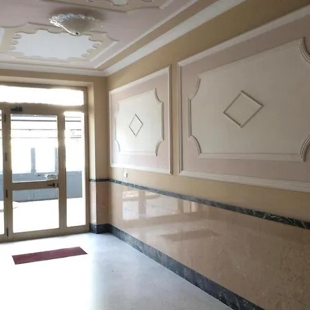 Casa Celine Moderna, Relax, Comoda Alle Spiagge E Negozi *
